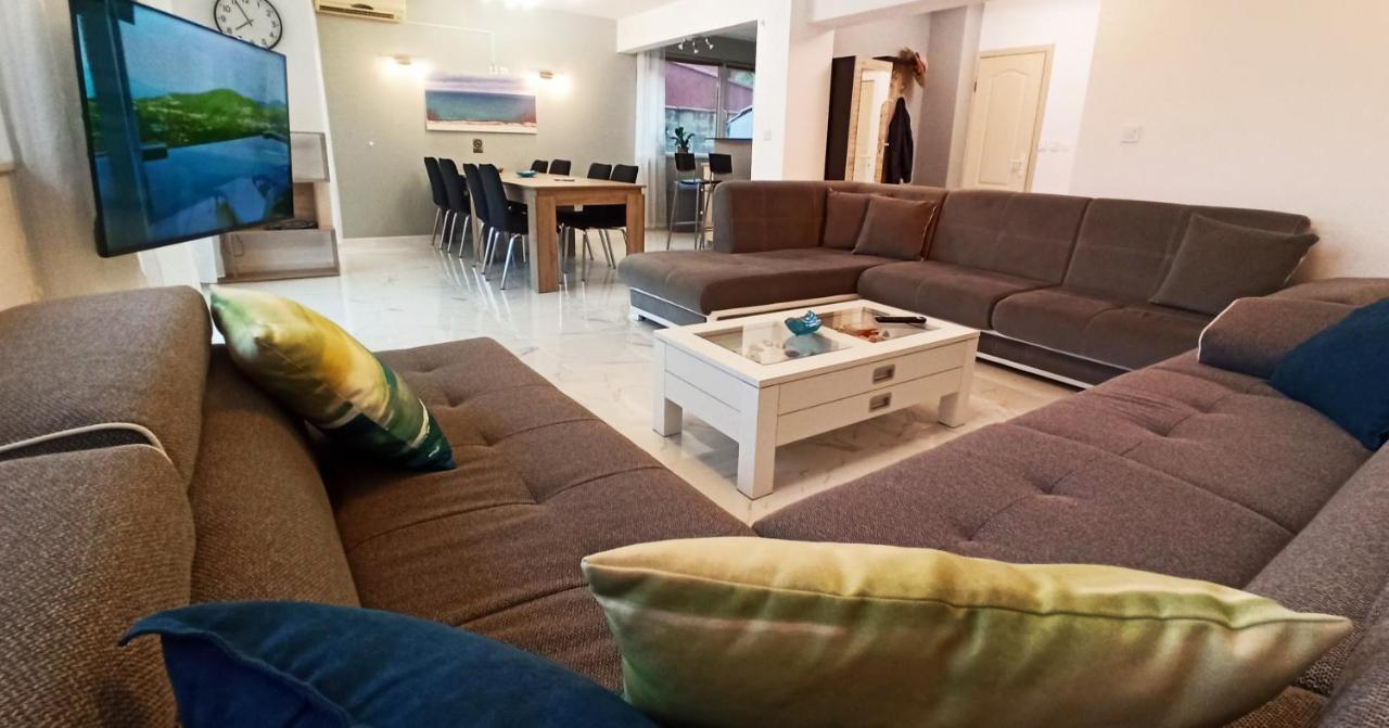 Arode Villa Ovidius - Apartments Μπαλτσίκ Εξωτερικό φωτογραφία