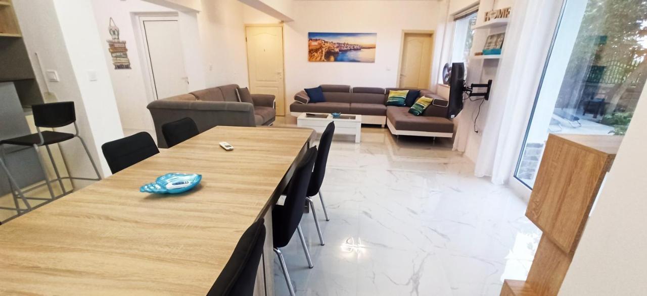 Arode Villa Ovidius - Apartments Μπαλτσίκ Εξωτερικό φωτογραφία
