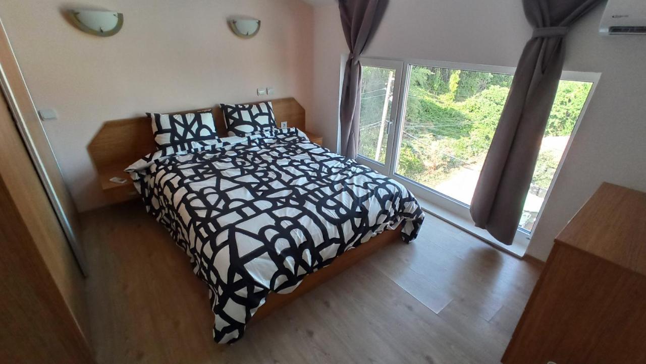 Arode Villa Ovidius - Apartments Μπαλτσίκ Εξωτερικό φωτογραφία